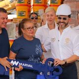 Abelardo de la Espriella y Marval entregaron viviendas amobladas tras el terremoto en Cali